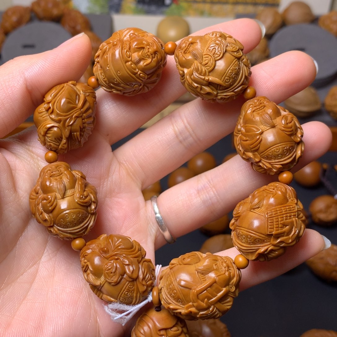 橄榄核手串/手链财神爷