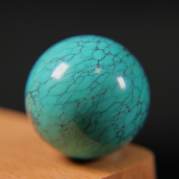 原矿绿松石水草纹圆珠 直径22.4mm，重15.05g，精美网纹，打磨光滑
