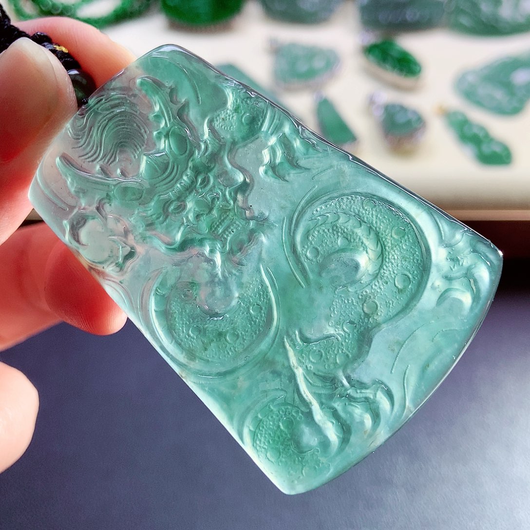 【闪购商品】翡翠未镶嵌颈饰天然