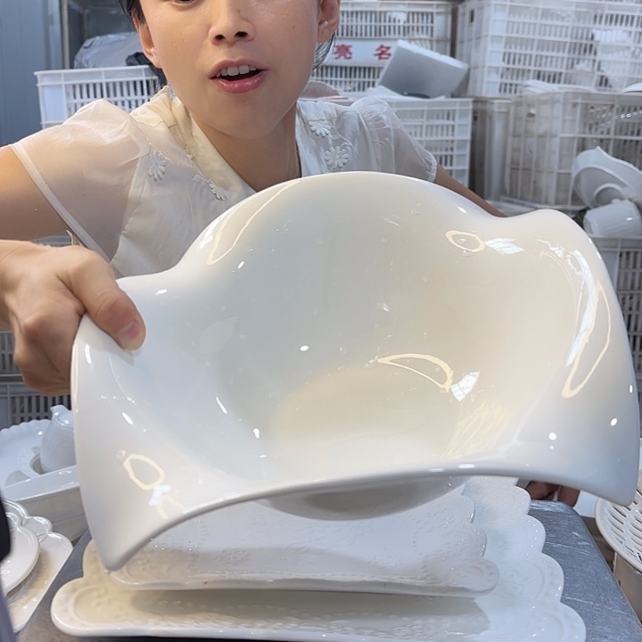 碟飞天碗一个微瑕产品介意勿拍