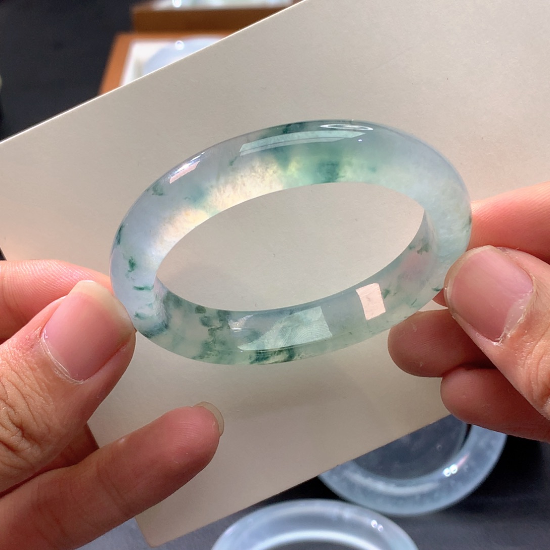 翡翠未镶嵌手镯48/49圈口合适