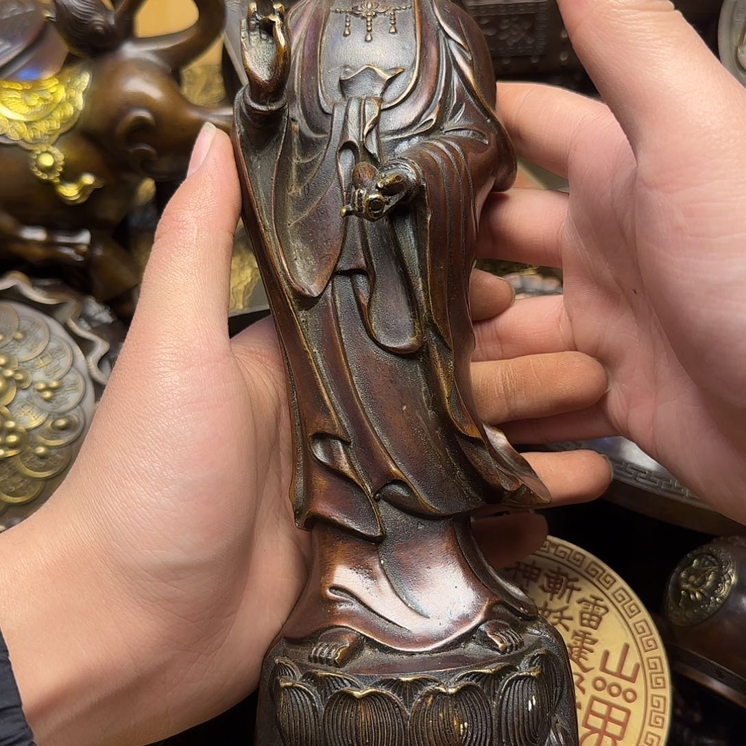 铜铜铜吞吞吐吐铜铜铜