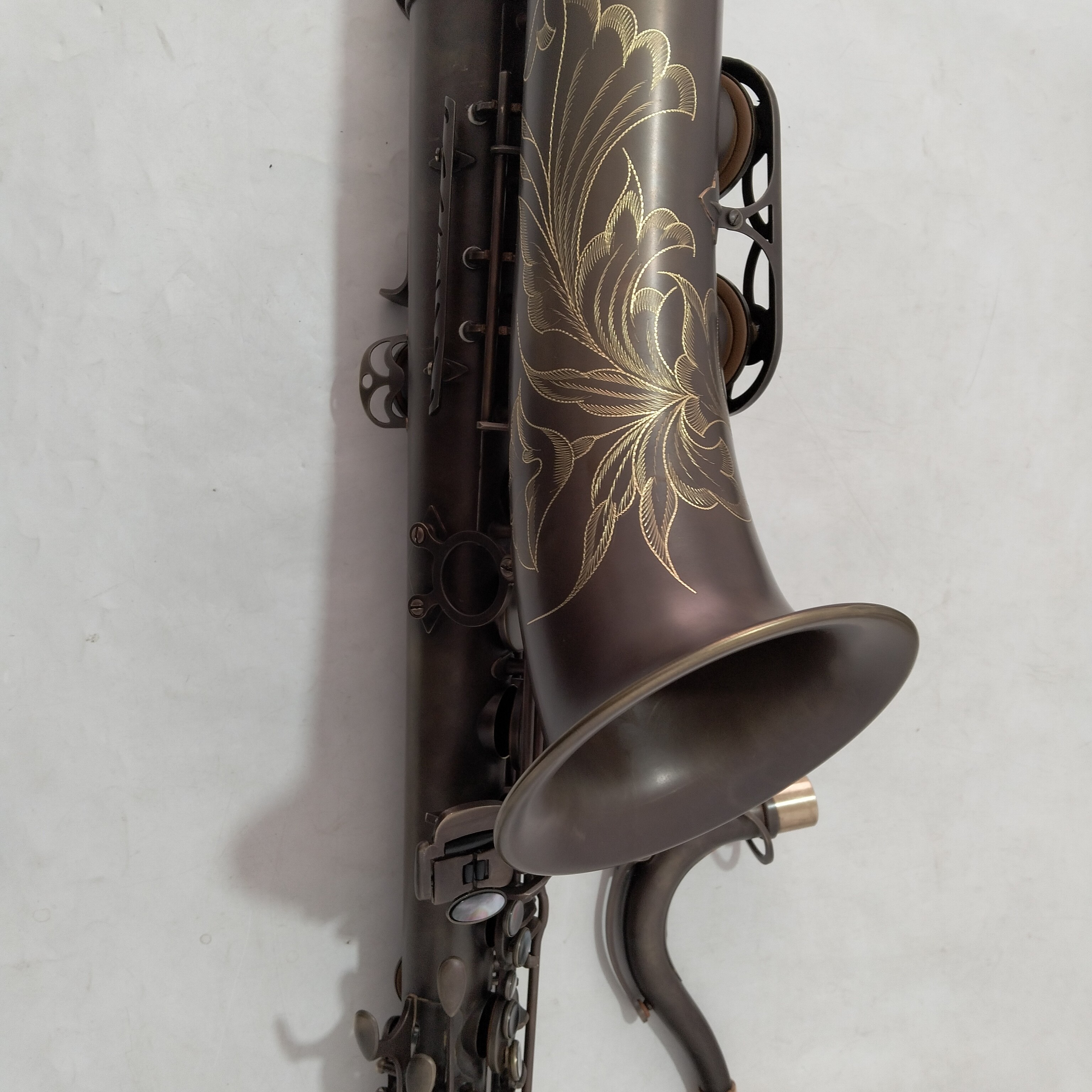 法国品牌定制款裸铜次中音萨克斯