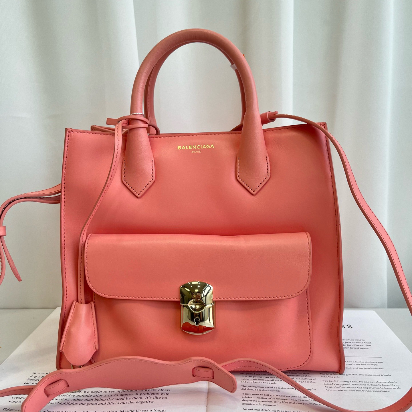 95新 Balenciaga/巴黎世家 巴黎世家粉色全皮手提单肩包底长28