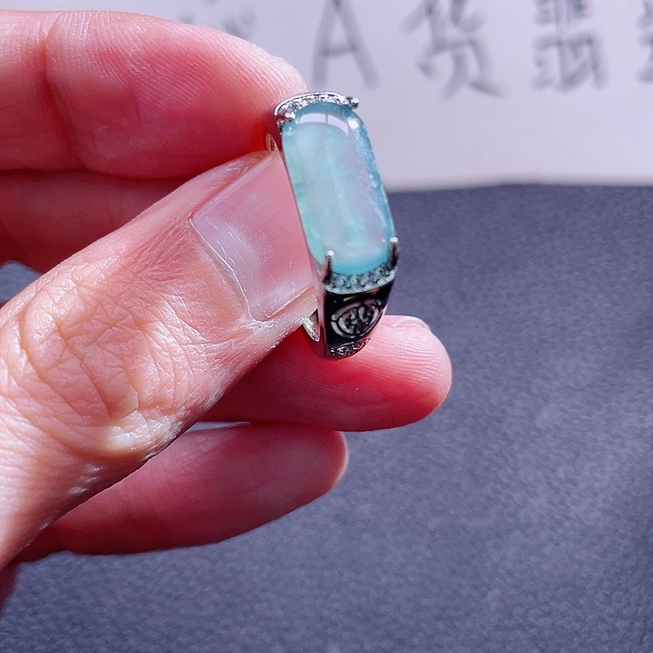 翡翠颈饰未镶嵌99999999