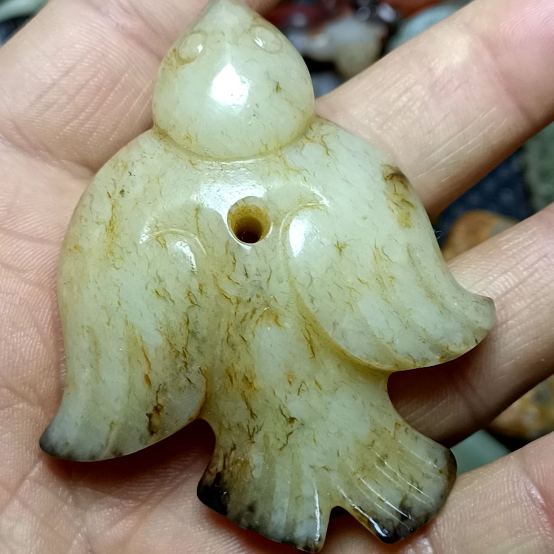 和田玉颈饰未镶嵌