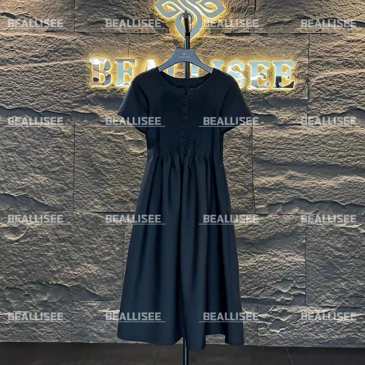 【梅子专属】夏季新款黑色短袖显瘦气质法式百褶连衣裙BLS-A230时尚