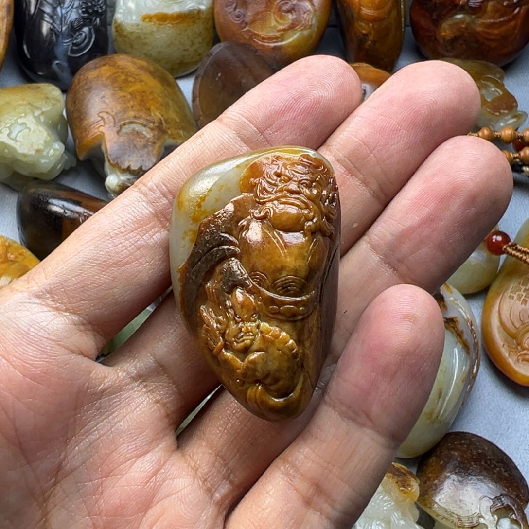 和田玉未镶嵌挂件