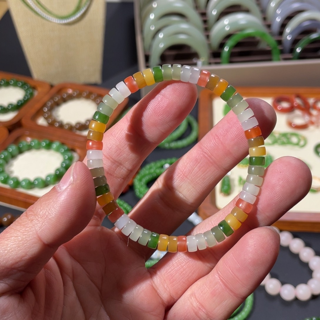 和田玉手链未镶嵌