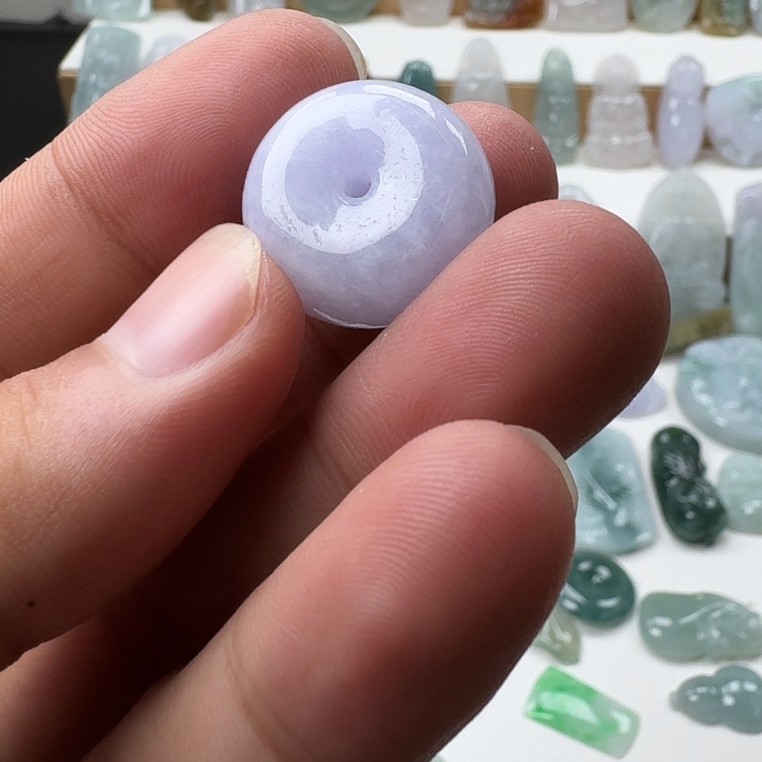 翡翠未镶嵌颈饰47