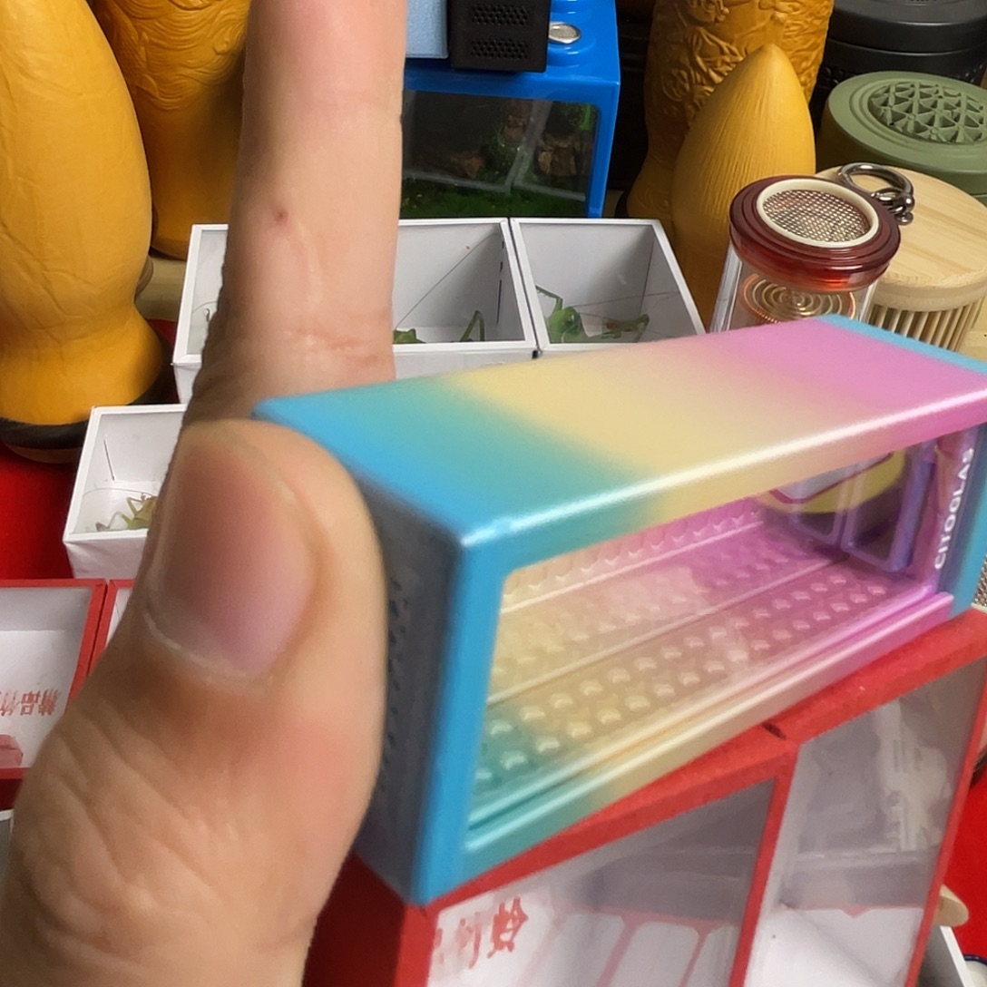 竹岭盒一个，竹岭两只