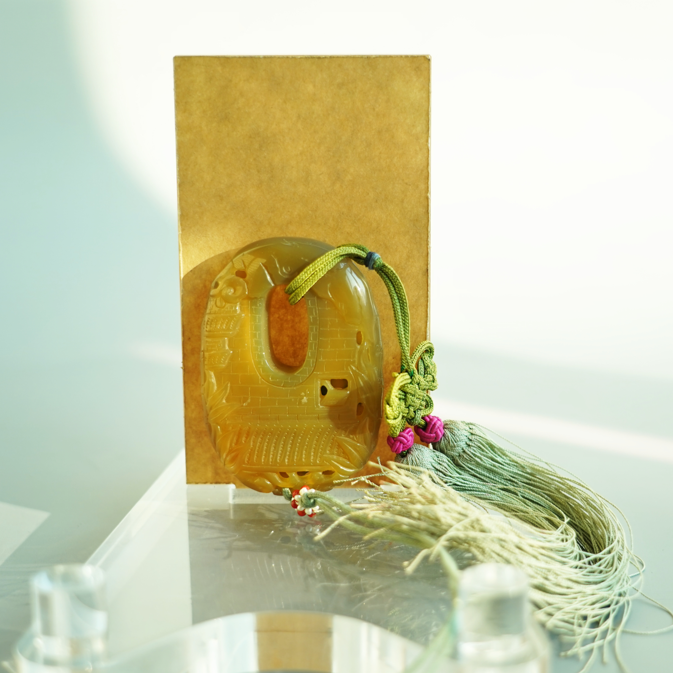 文华开物第13期拍品 1 清代 玛瑙虎头佩