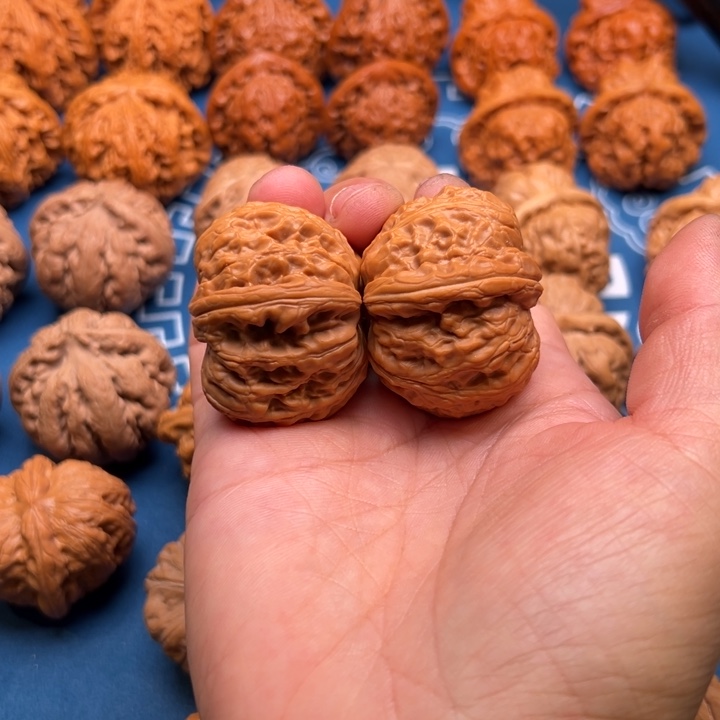 文玩核桃把件q****3元宝