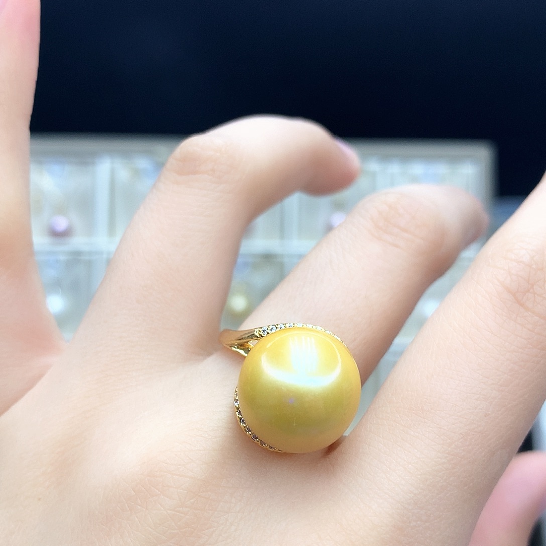 淡水珍珠合金颈饰