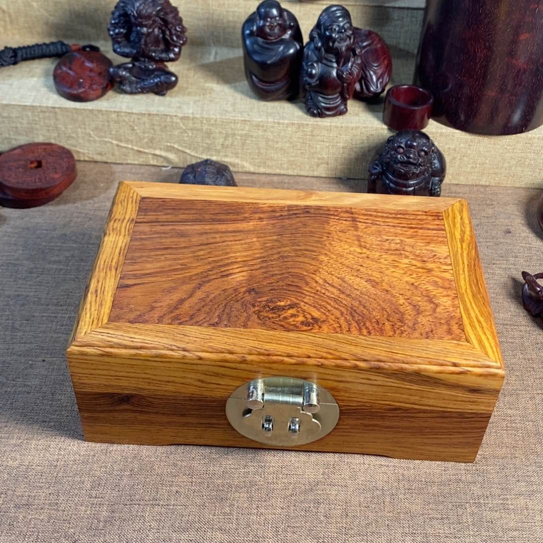 木一****牛黄花梨鼓励福利福利