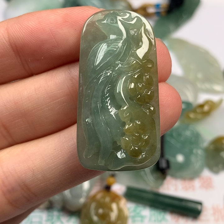 翡翠未镶嵌颈饰翡翠