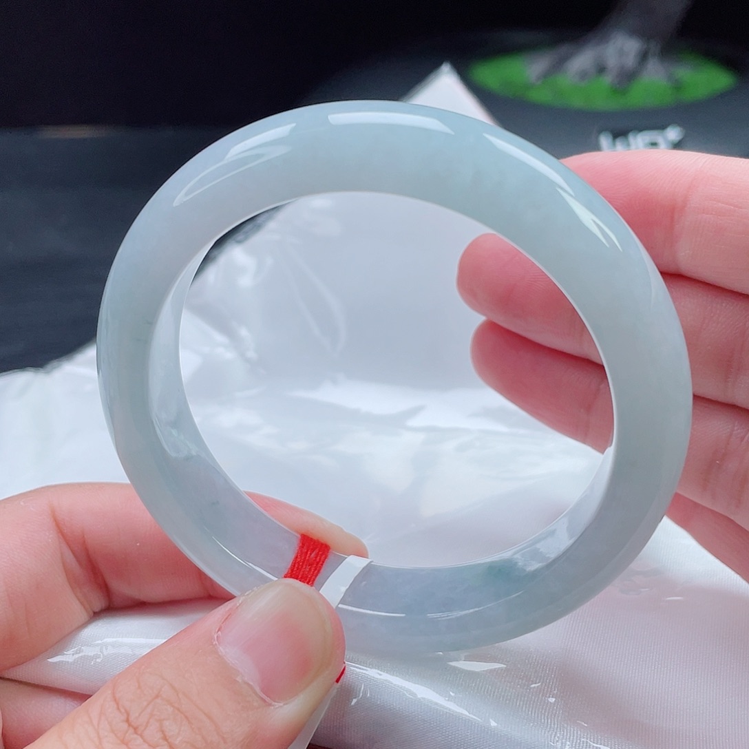 翡翠未镶嵌手镯正圈57.6