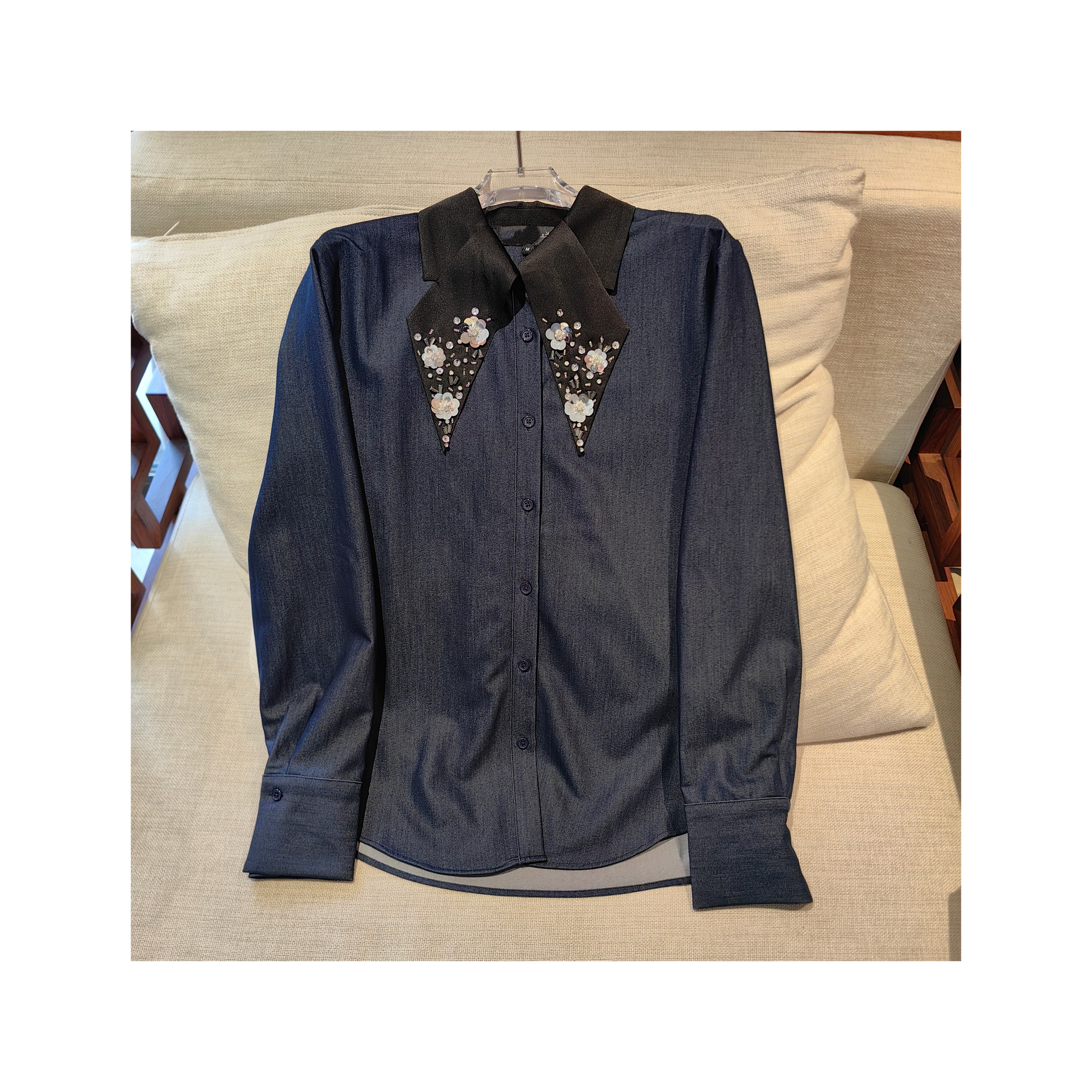 25461653【花城秘境】丝滑舒适洗水牛仔显瘦钉珠领子衬衫