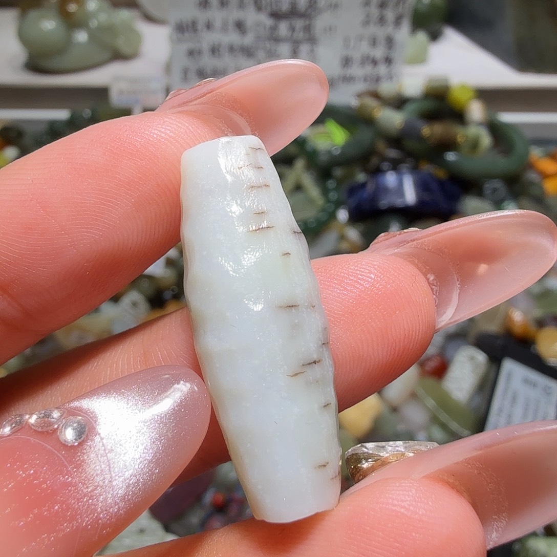 和田玉未镶嵌珠宝奇石