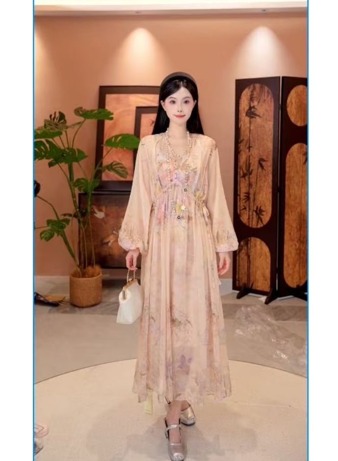 [时尚巴黎]H6225 欧若风桑蚕丝轻奢法式碎花连衣裙收腰显瘦版妮妮