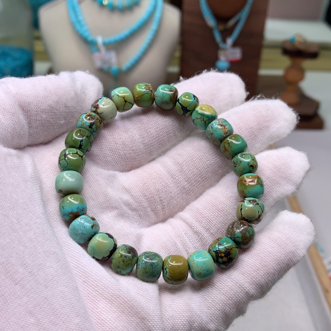 绿松石配饰未镶嵌