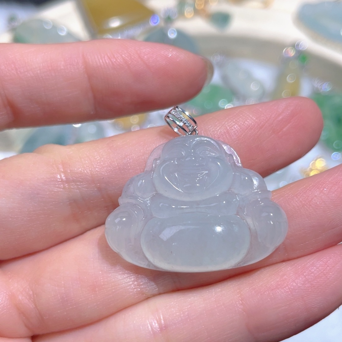 翡翠颈饰18K金镶嵌翡翠