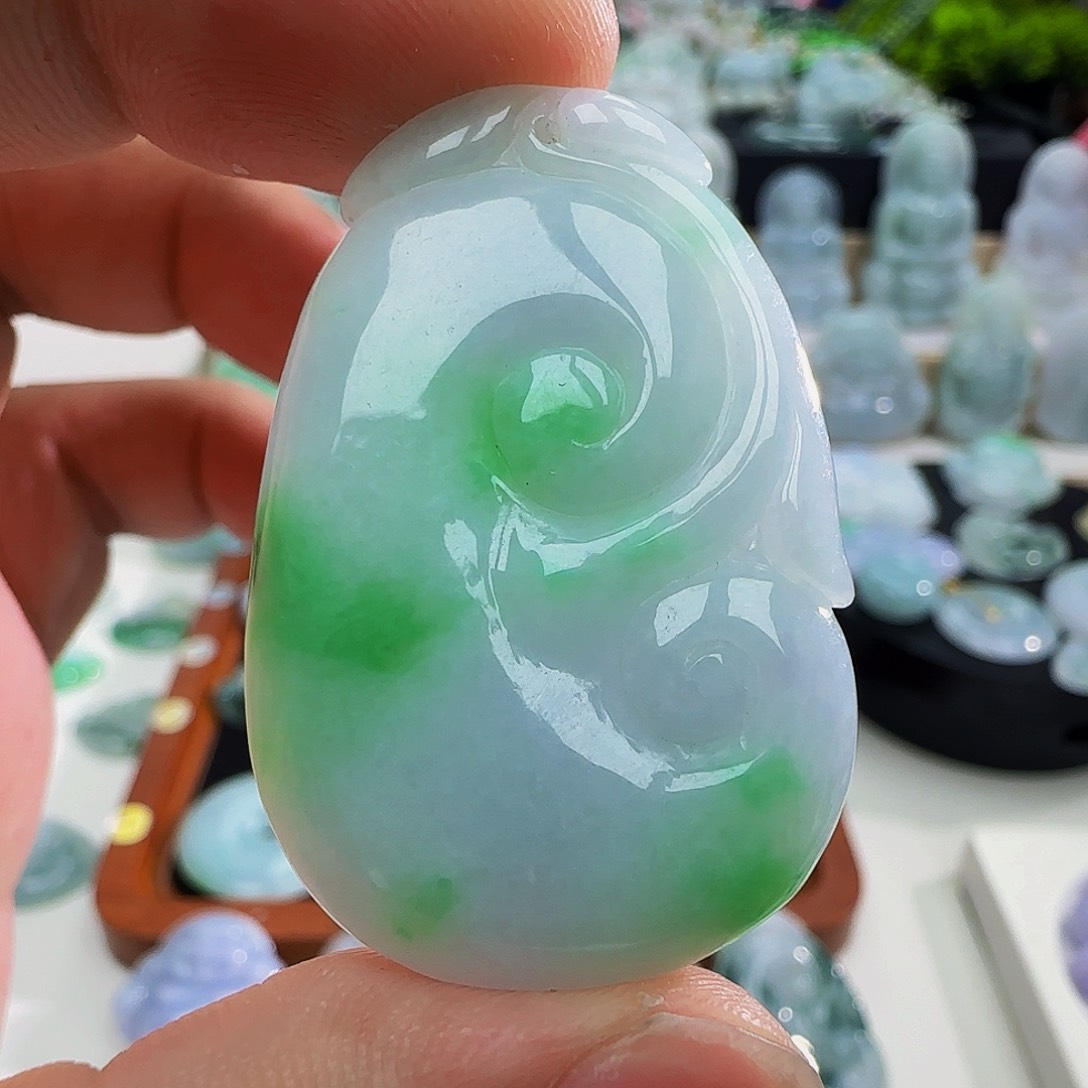 翡翠未镶嵌吊坠(不含链)息****店