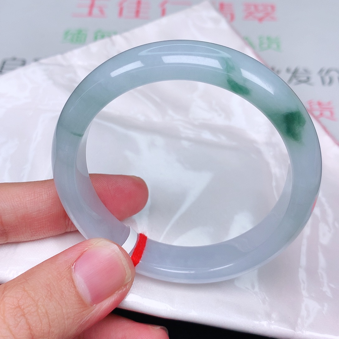 未镶嵌手镯翡翠天然翡翠手镯