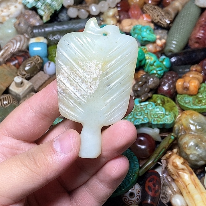 和田玉未镶嵌颈饰43