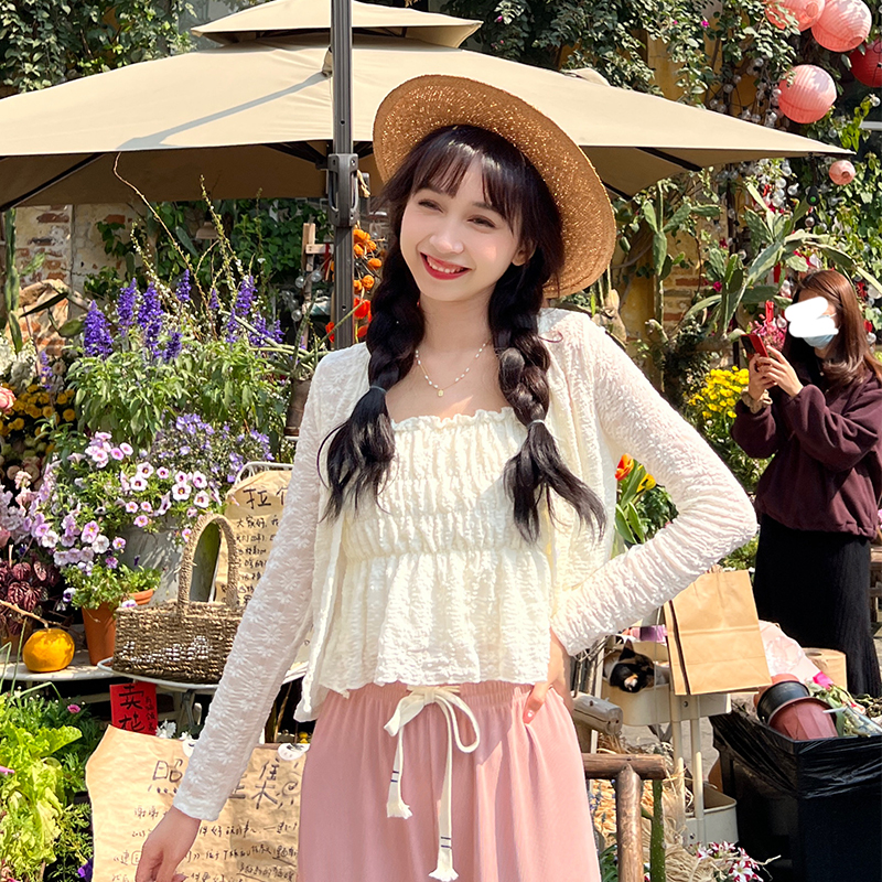 慕兔甜美小众时尚小清新碎花收腰短款吊带蕾丝开衫显瘦百搭两件套