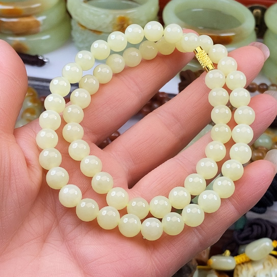 未镶嵌手链岫岩老玉（透闪石质玉）骑****糖