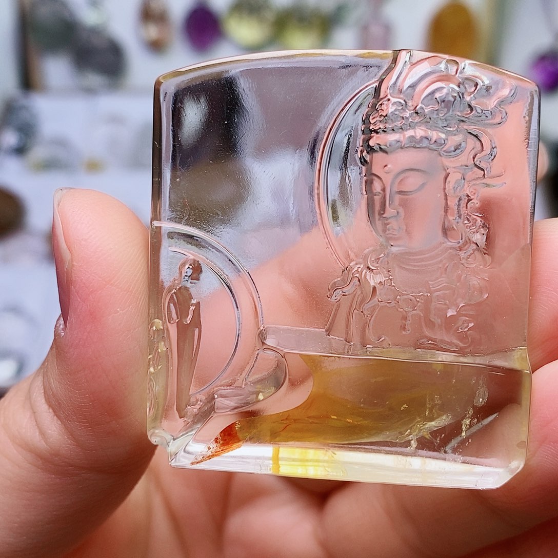 水晶吊坠(赠链)未镶嵌