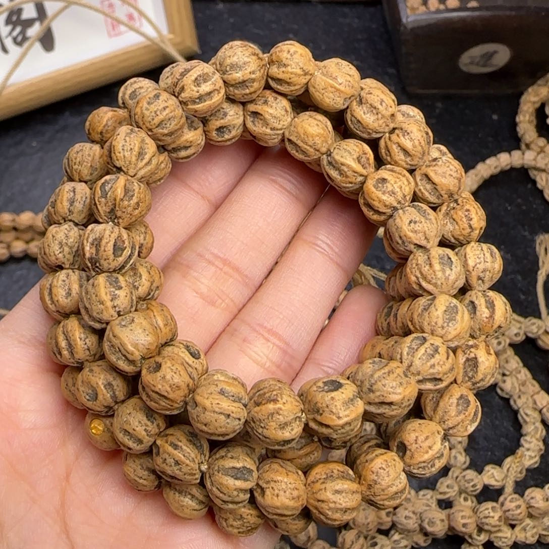 柏香籽/百香籽吊坠五**叔