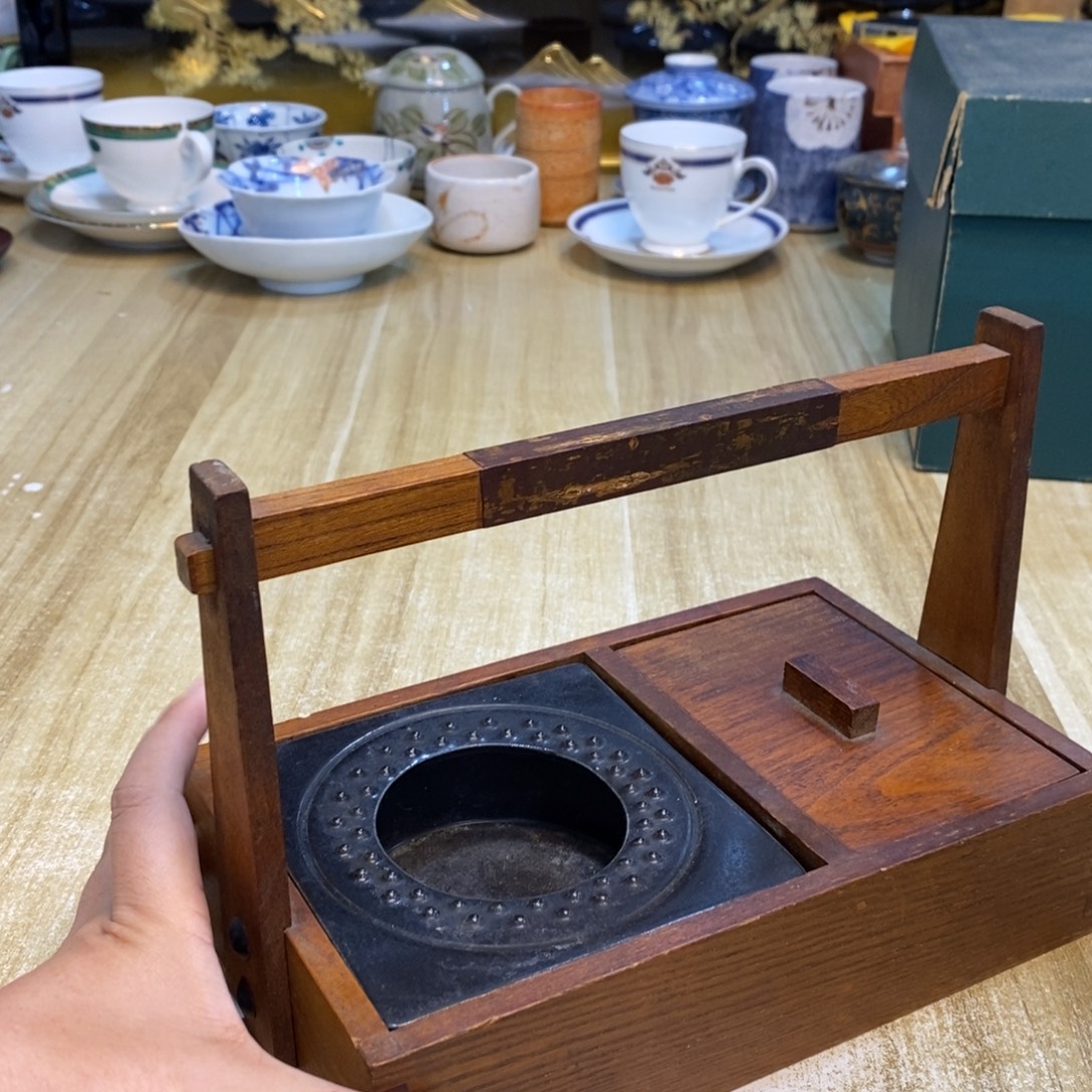 圆***包瓷片易雅集工艺品有限公司