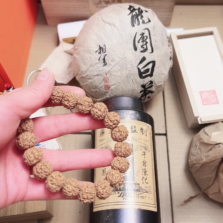 柏香籽/百香籽吊坠小**?