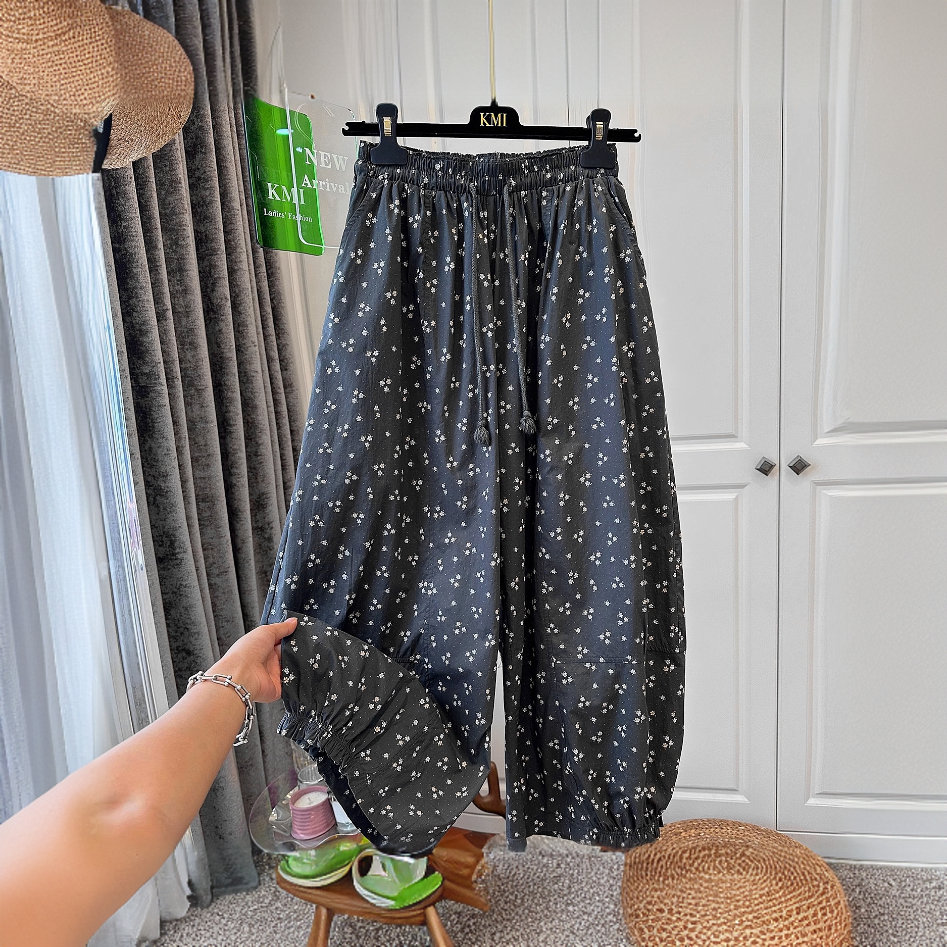 韩系田园风松紧腰碎花休闲裤女花苞裤超好看洋气宽松夏季流行2025