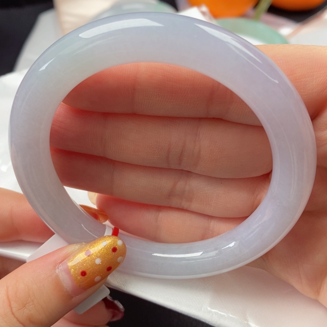 翡翠未镶嵌手镯60圆条