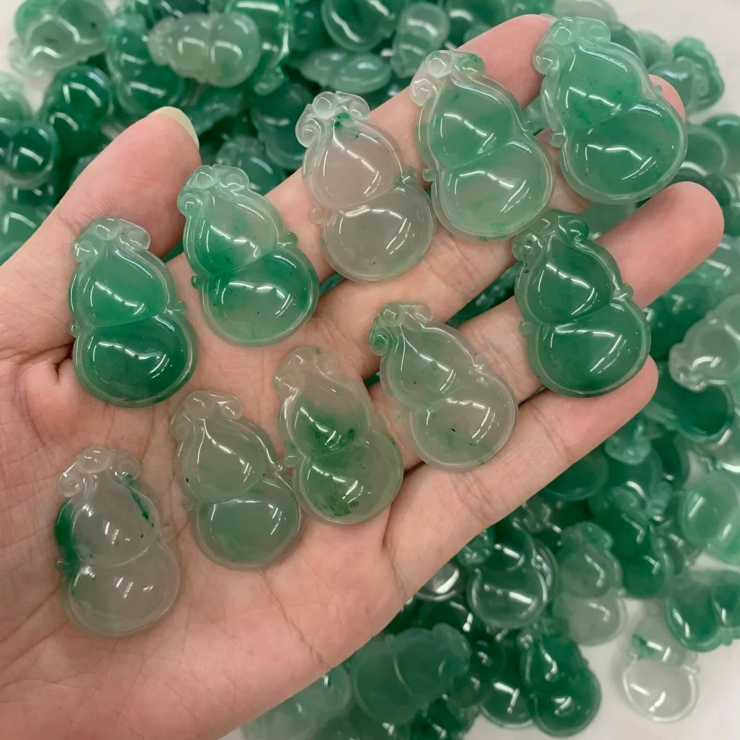 福利非洲翠葫芦天然玉石独龙玉A货（多样性发货  拍一发一）