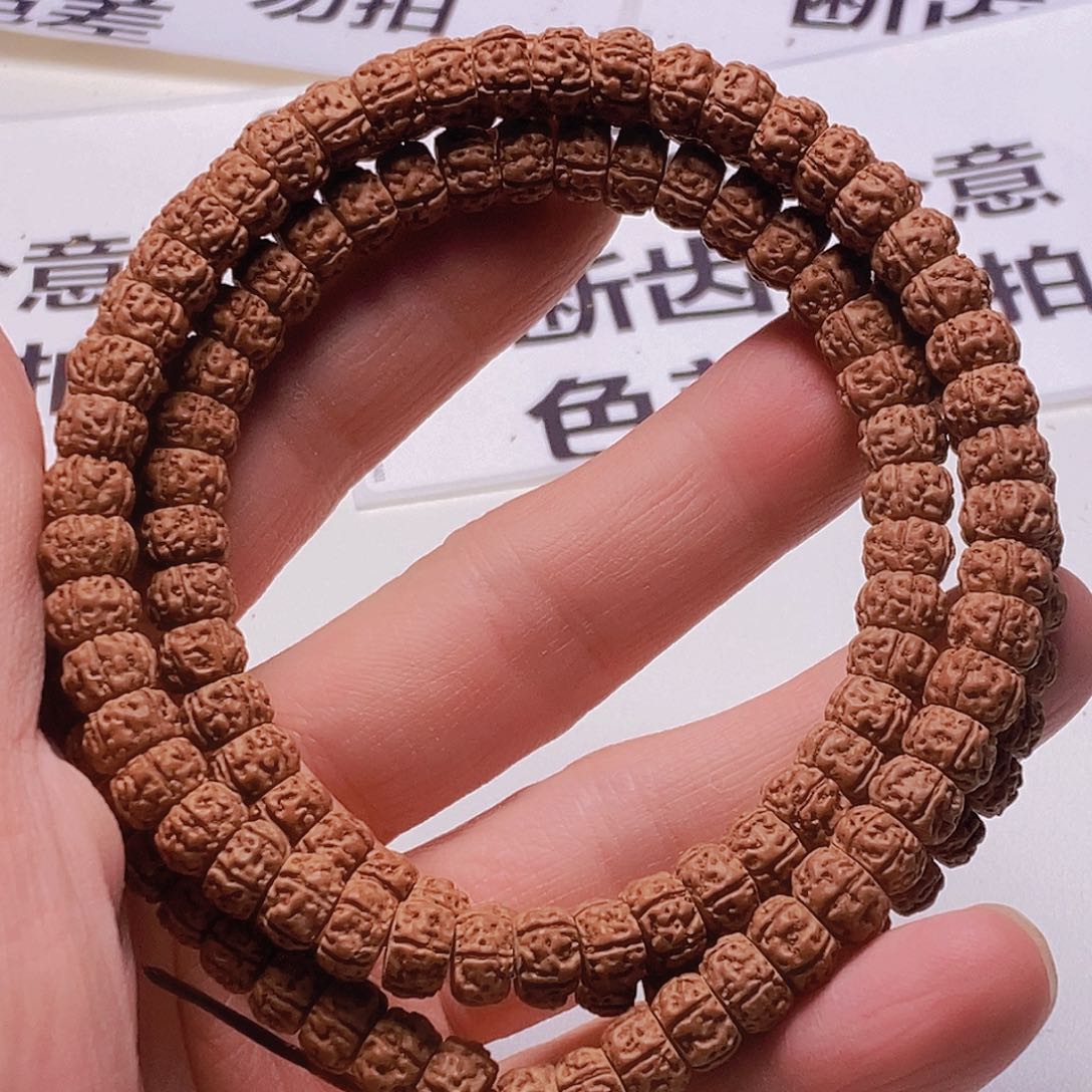 金刚菩提手串树王龙切 9mmm左右108