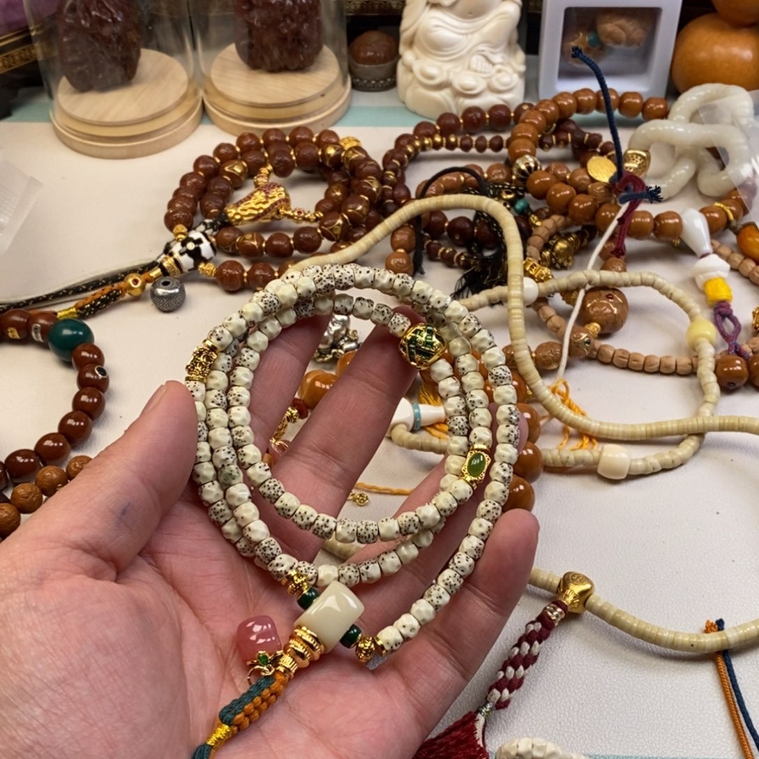 星月菩提吊坠。。。。。。。。。。