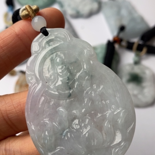 翡翠未镶嵌挂件翡翠