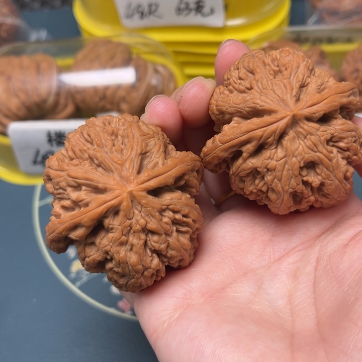 文玩核桃吊坠48-35467-05