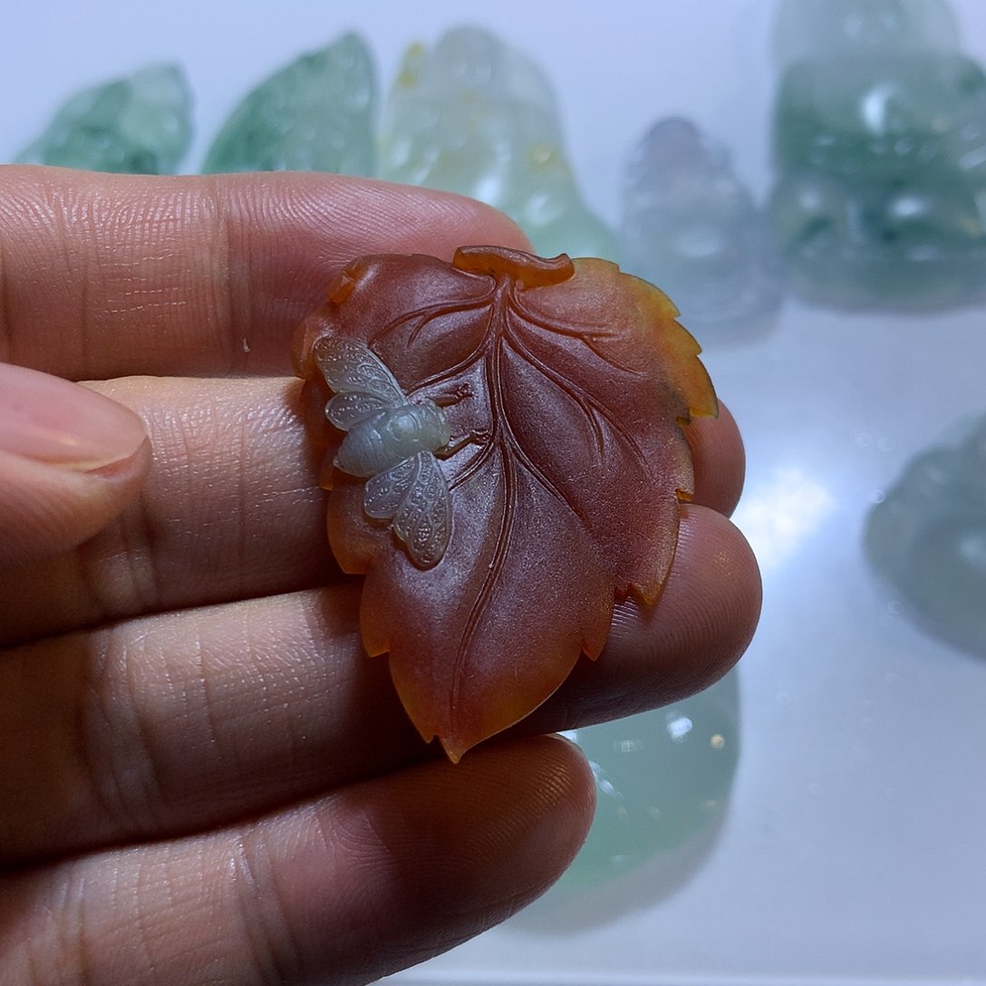 定制翡翠未镶嵌翡翠