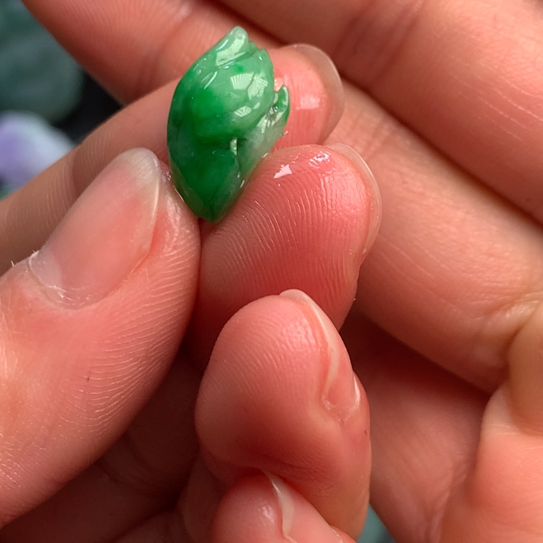 定制翡翠未镶嵌翡翠吊坠