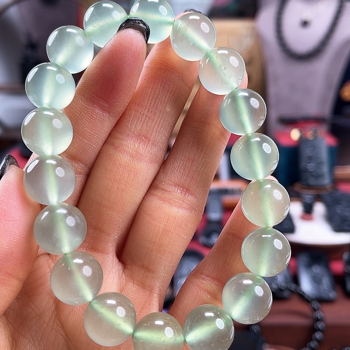 蛇纹石玉手串未镶嵌卡12