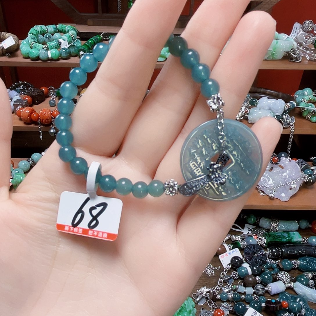 翡翠未镶嵌项链饰品