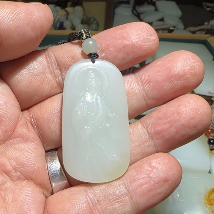 建***和田玉未镶嵌挂件