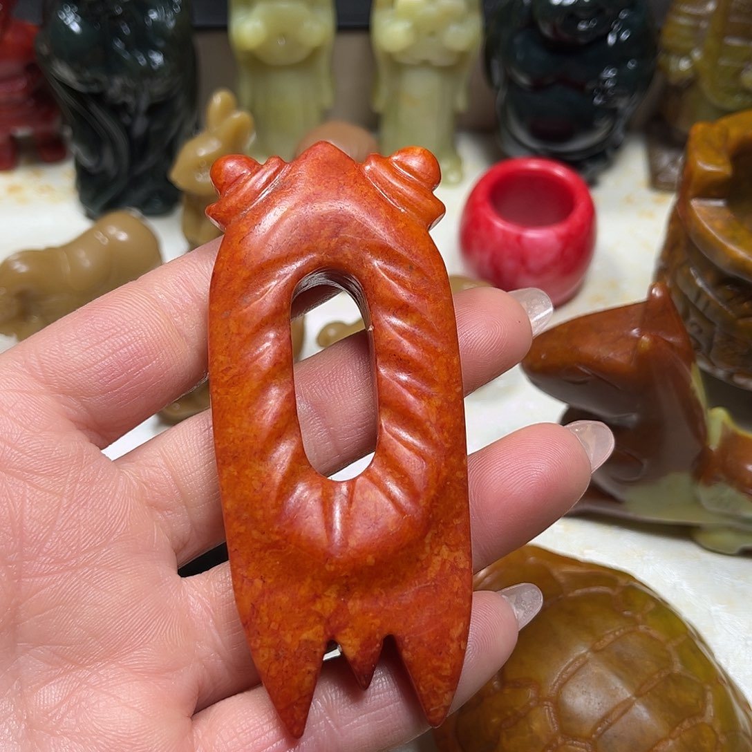 白玉菩提吊坠白玉菩提吊坠