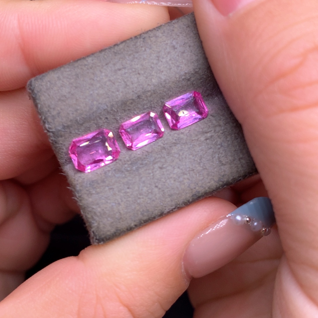 蓝宝石裸石未镶嵌3克拉共3粒无烧粉色蓝宝石