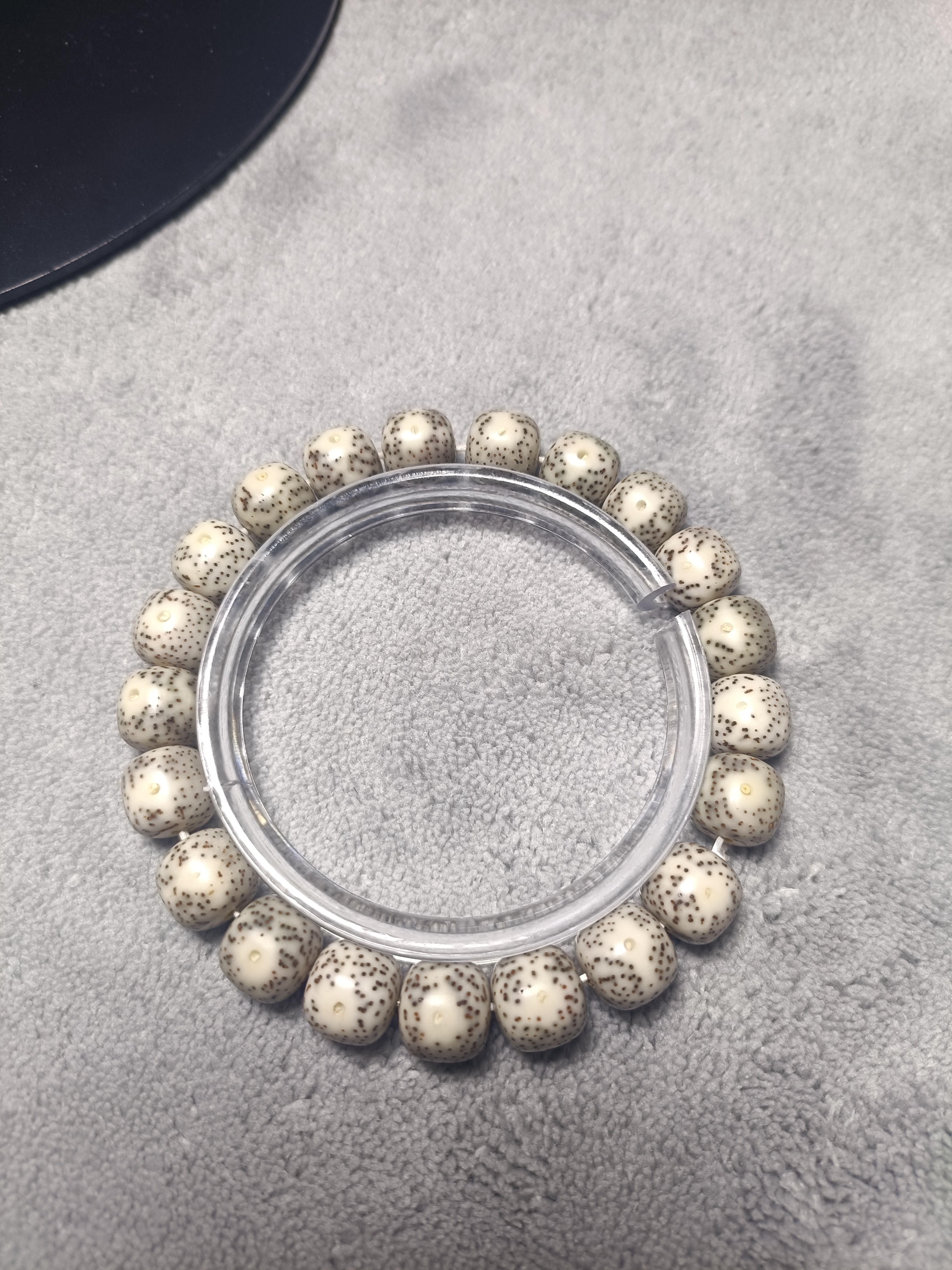 【星月手串】11*10原生态石玉料，正月大眼睛，星点小，油性密度好